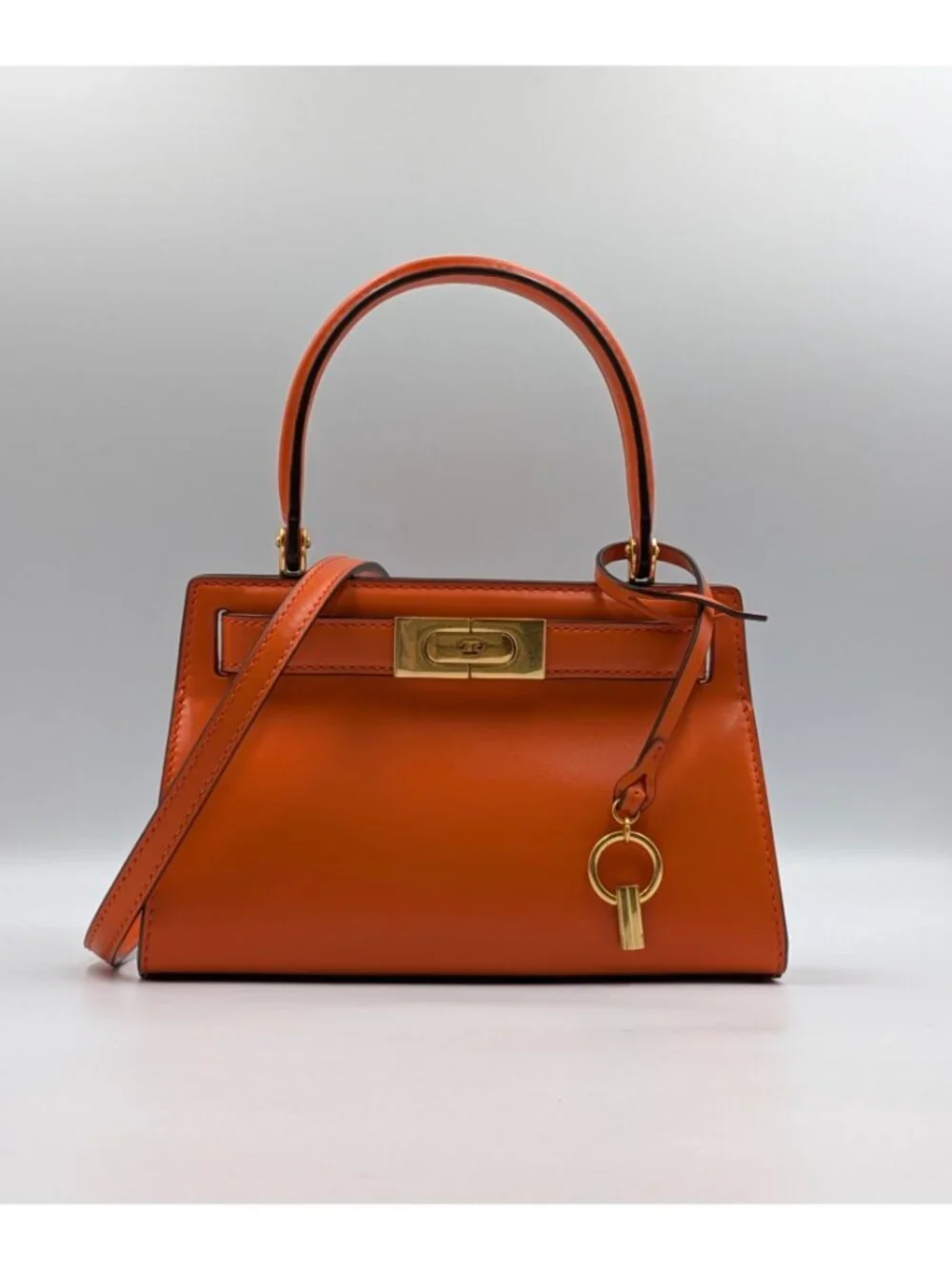 Tory Burch tory burch